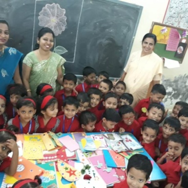 JR KG Greeting making Competition 18-19